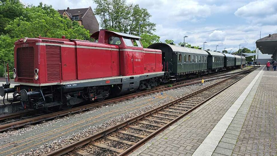 historische roter Zug